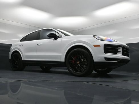 New 2026 Porsche Cayenne S AWD/4WD image 28