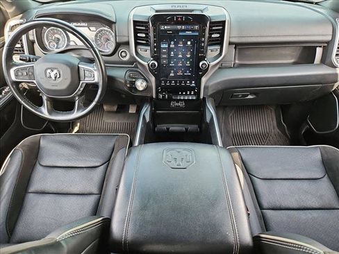 Used 2023 RAM 1500 Laramie AWD/4WD image 17