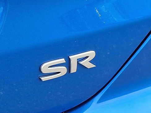 Used 2023 Nissan Kicks SR w/ SR Premium Package FWD image 31