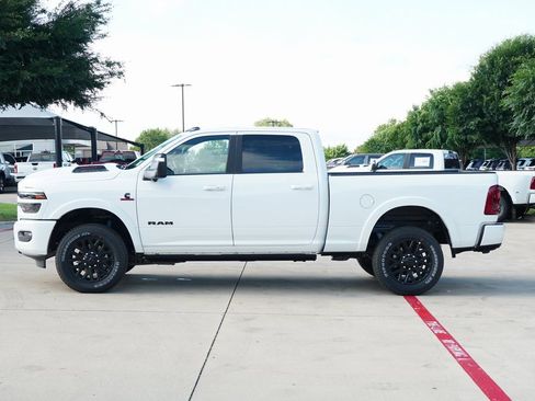 New 2025 RAM 2500 Limited image 2