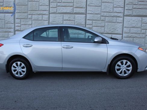 Used 2015 Toyota Corolla L image 8