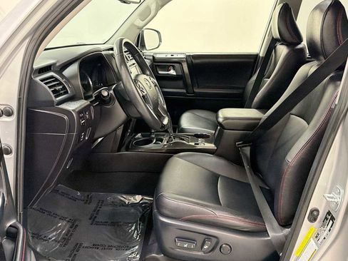 Certified 2016 Toyota 4Runner Trail Premium AWD/4WD image 13