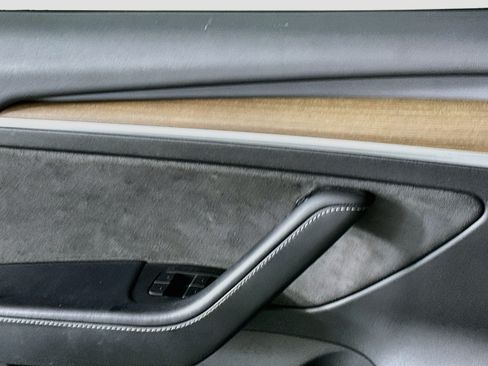 Used 2021 Tesla Model 3 Standard Range Plus RWD image 15