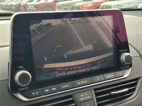 Used 2022 Nissan Altima 2.5 SV image 25