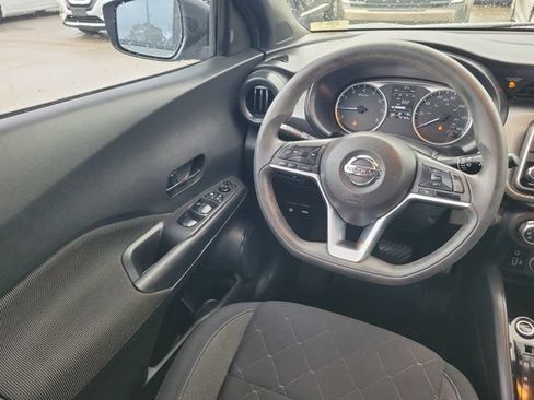 Certified 2020 Nissan Kicks S FWD image 14