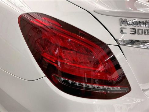 Used 2019 Mercedes-Benz C 300 4MATIC Sedan image 30