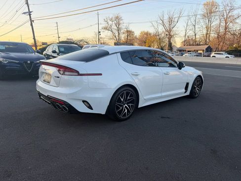 Used 2022 Kia Stinger GT-Line RWD image 9