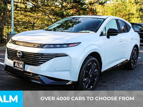 Used 2025 Nissan Murano Platinum w/ Cargo Package image 3