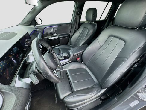 Used 2020 Mercedes-Benz GLB 250 image 13