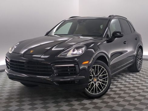 Certified 2023 Porsche Cayenne Platinum Edition AWD/4WD image 1
