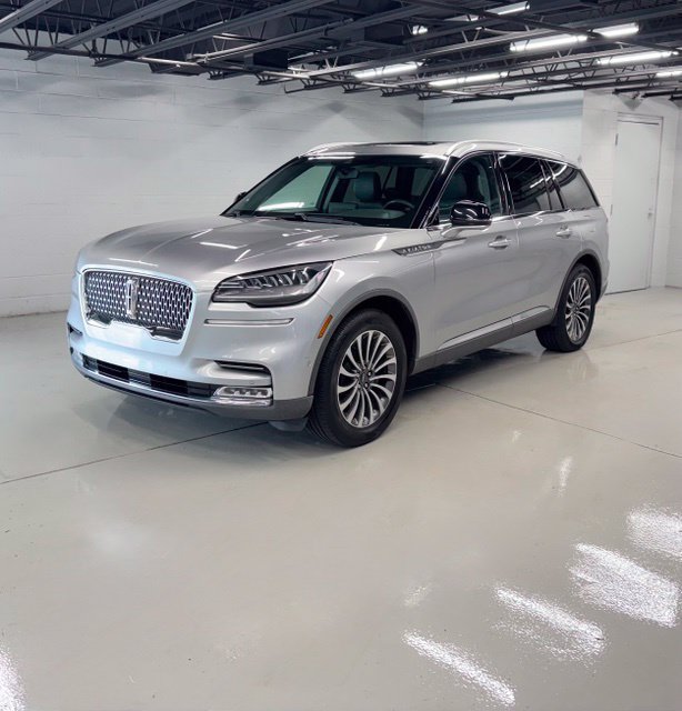 Used 2020 Lincoln Aviator Reserve w/ Equipment Group 201A AWD/4WD image 1