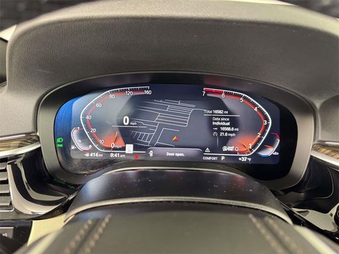 Used 2023 BMW 530i xDrive w/ Convenience Package image 3