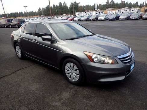 Used 2011 Honda Accord LX image 7