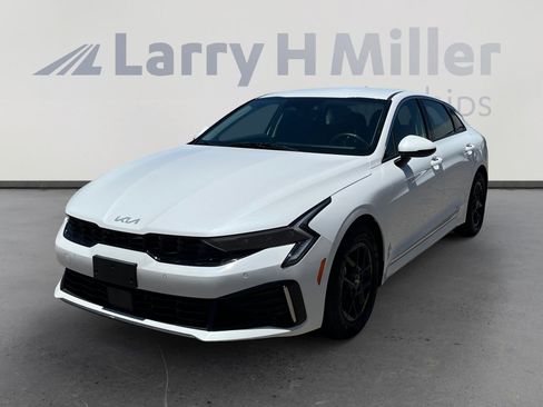 Used 2025 Kia K5 LXS FWD image 1