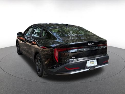 Used 2025 Kia K4 LXS image 5