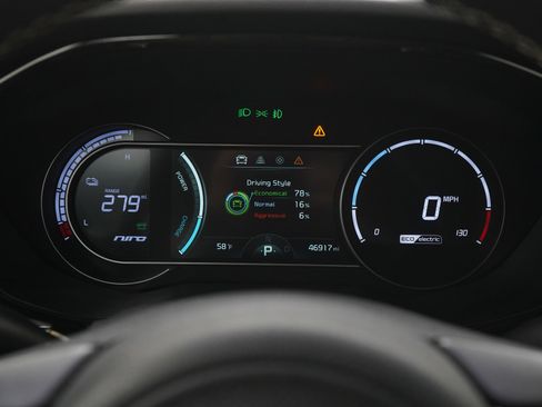 Used 2022 Kia Niro EX w/ Cold Weather Package image 23