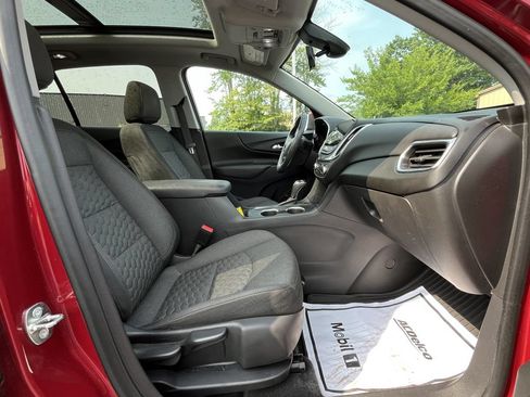 Certified 2020 Chevrolet Equinox LT FWD image 17