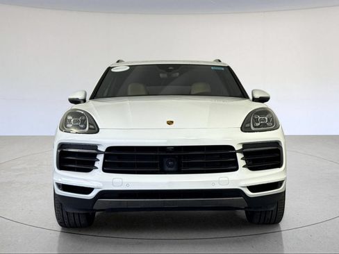 Certified 2022 Porsche Cayenne E-Hybrid AWD/4WD image 11