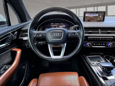 Used 2019 Audi Q7 3.0T Prestige AWD/4WD image 5