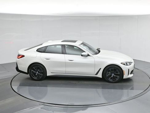 Used 2025 BMW i4 eDrive40 image 58