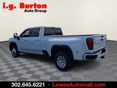 New 2026 GMC Sierra 3500 Denali Ultimate AWD/4WD image 3