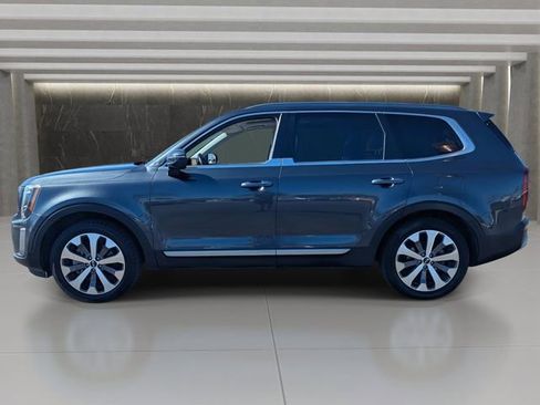 Used 2020 Kia Telluride S image 2