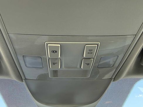 New 2026 Volkswagen Taos S FWD image 18