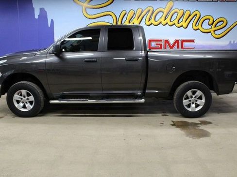 Used 2017 RAM 1500 ST w/ SXT Appearance Group AWD/4WD image 7