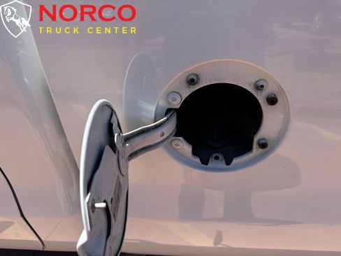 Used 2017 GMC Sierra 1500 2WD Regular Cab image 13