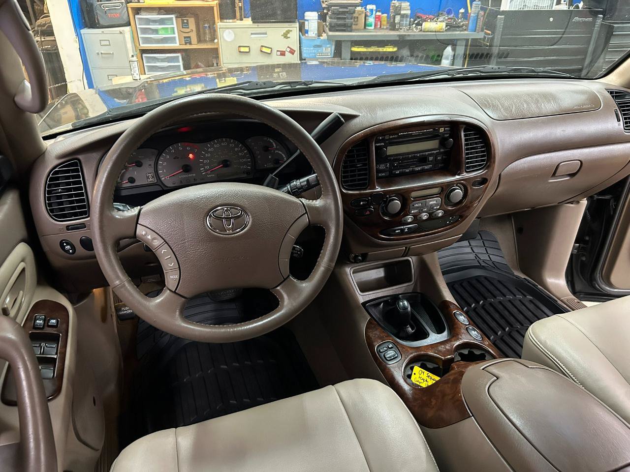 Used 2004 Toyota Sequoia Limited AWD/4WD image 15
