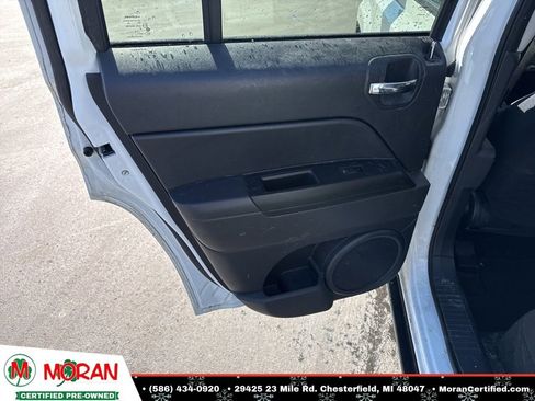 Used 2015 Jeep Patriot Latitude image 17