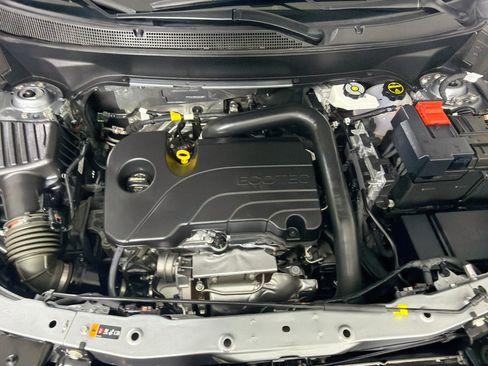Used 2025 Chevrolet Equinox LT FWD image 31
