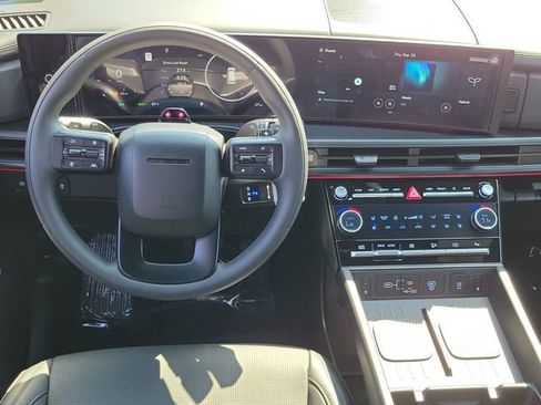 New 2025 Hyundai Santa Fe Calligraphy image 4