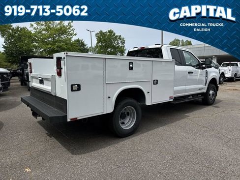 New 2026 Ford F350 XL w/ XL Chrome Package AWD/4WD image 8
