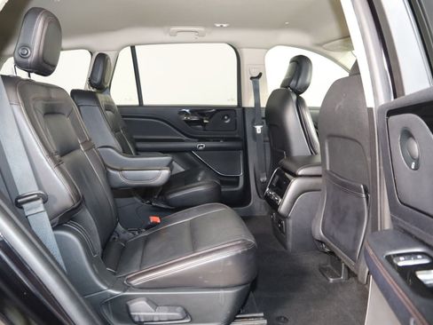 Used 2020 Lincoln Aviator Reserve w/ Class IV Trailer Tow Package AWD/4WD image 13
