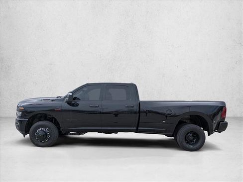 New 2026 RAM 3500 Big Horn AWD/4WD image 9