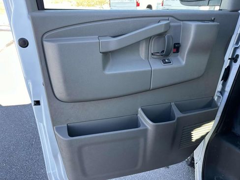 New 2025 Chevrolet Express 2500 w/ Driver Convenience Package image 9