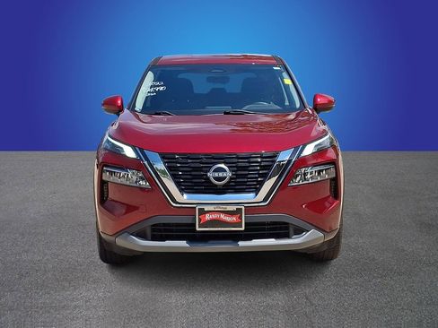 Used 2022 Nissan Rogue SV AWD/4WD image 2