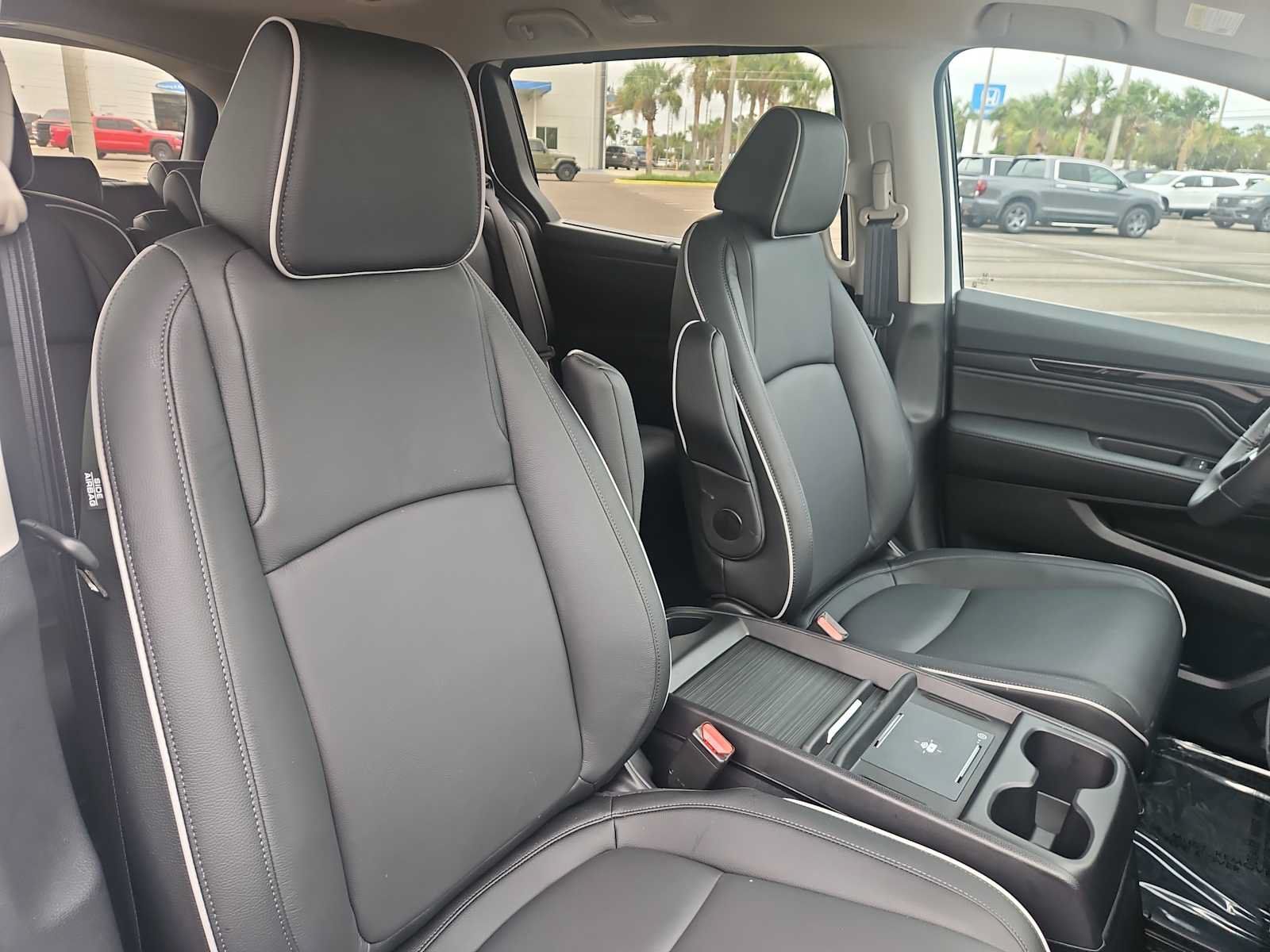 Certified 2026 Honda Odyssey Touring image 27