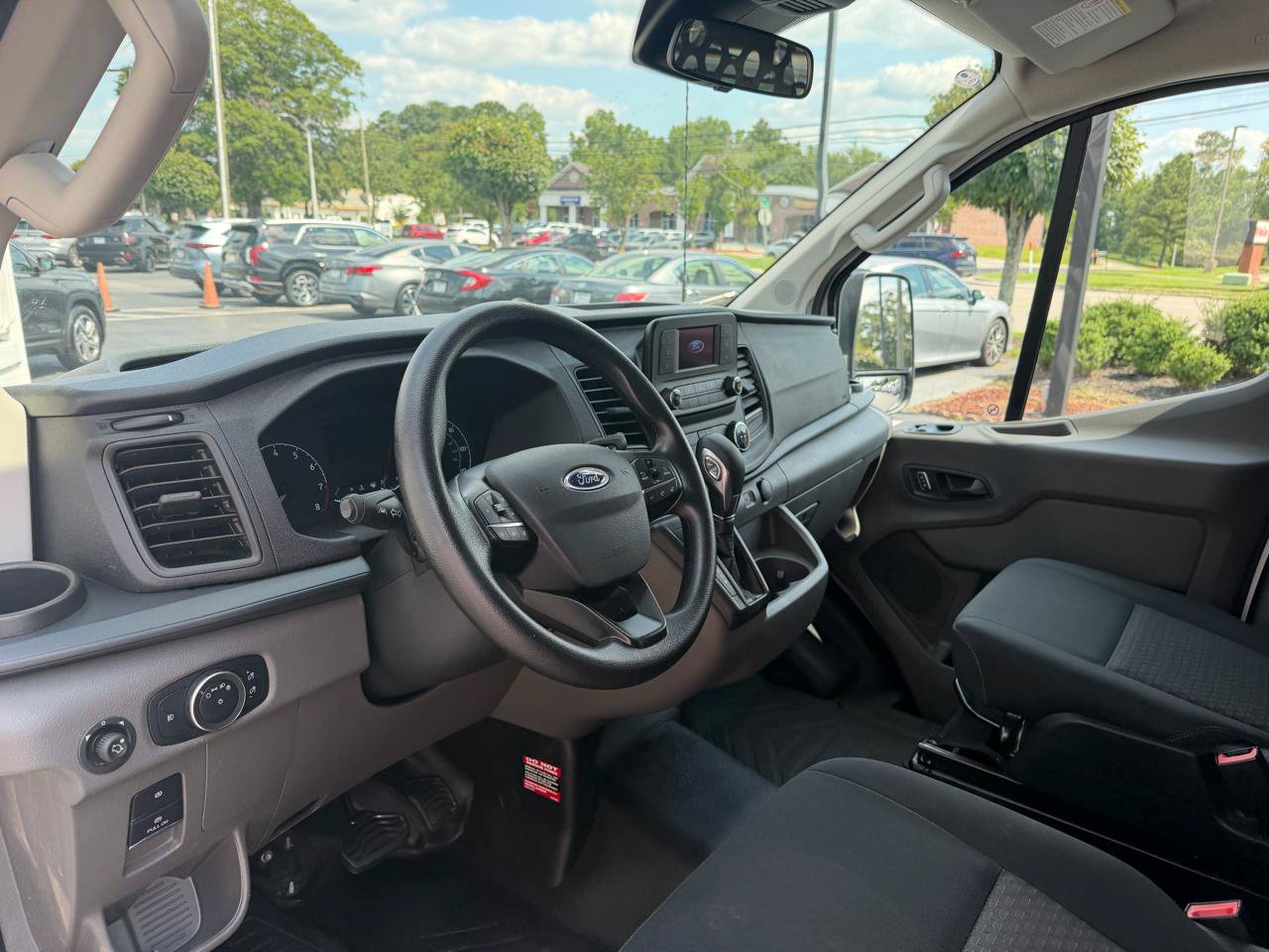Used 2025 Ford Transit 250 Low Roof w/ Exterior Upgrade Package RWD image 12