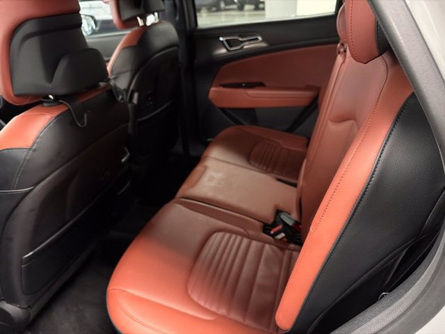 Used 2023 Kia Sportage SX AWD/4WD image 16