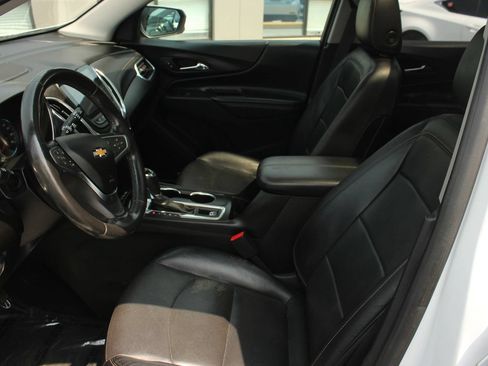 Used 2018 Chevrolet Equinox Premier AWD/4WD image 13