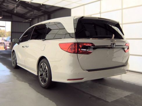 Used 2023 Honda Odyssey Elite image 8
