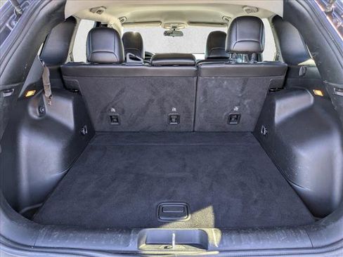 Used 2020 Jeep Cherokee Latitude Plus image 6