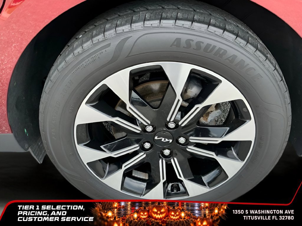 Used 2024 Kia Carnival EX FWD image 37