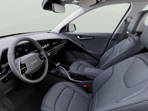 New 2026 Kia Niro FWD image 13
