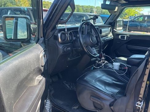 Used 2021 Jeep Wrangler Unlimited Sport w/ Sun And Sound Package AWD/4WD image 6
