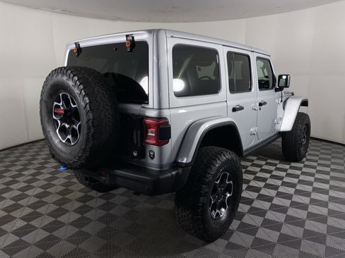 Used 2022 Jeep Wrangler Unlimited Rubicon 4xe w/ Dual Top Group AWD/4WD image 8