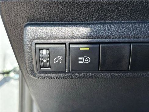 Certified 2025 Toyota Corolla SE image 24