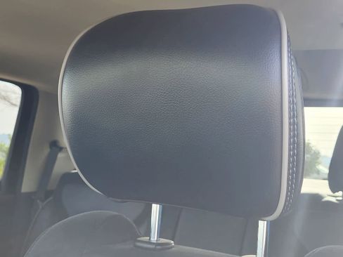 Used 2020 RAM 1500 Laramie w/ Off Road Group image 15